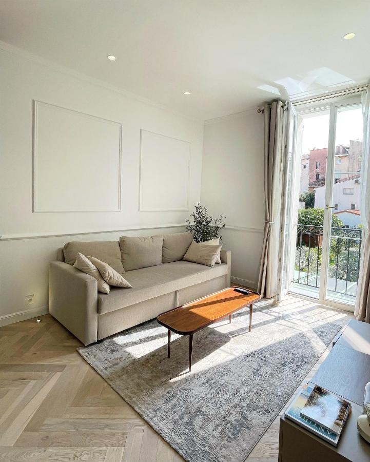 Magnifique Sur Jardin - Vieil Apartment
